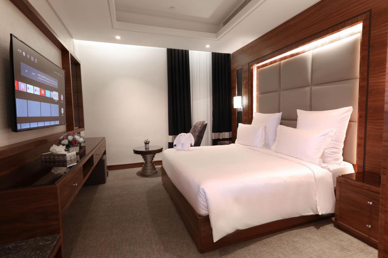 Weekend Hotel Sari Jeddah Bagian luar foto